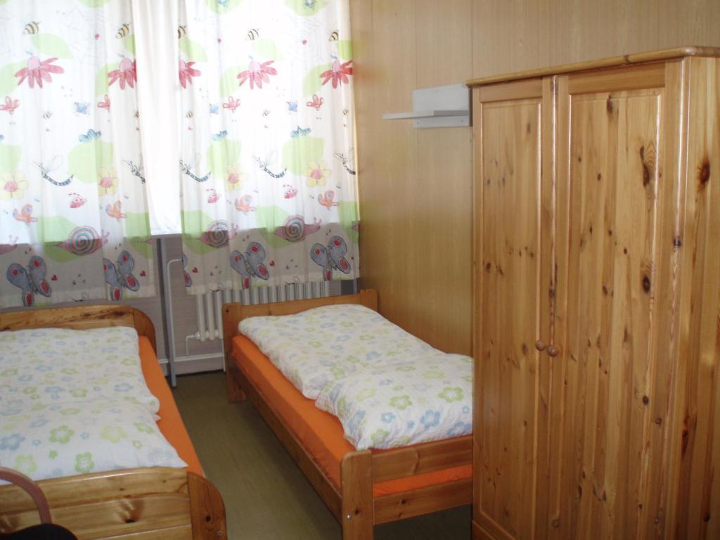 Hostel Monty Říčany Exteriör bild